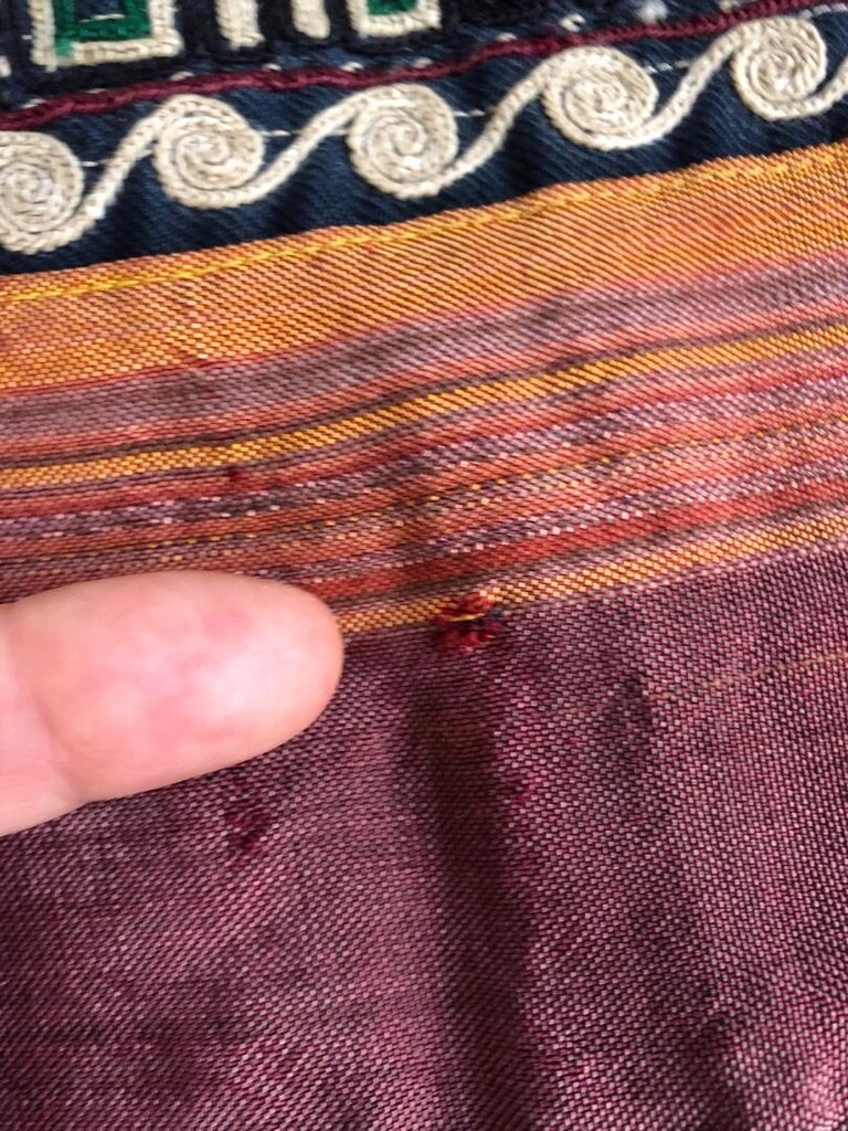 2 adet floş iplik dokumalı aplikeli yastık İKİSİNİN FİYATIDIR - 12