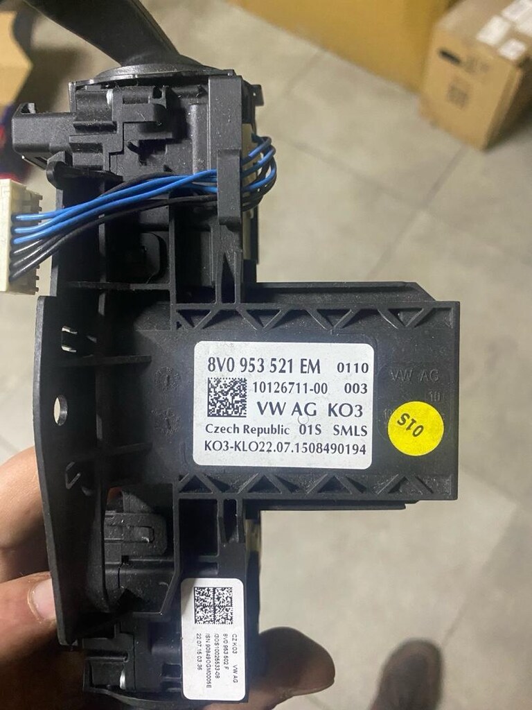 8V0953521EM AUDİ A3 SİLECEK VE SİNYAL KOLU - 3