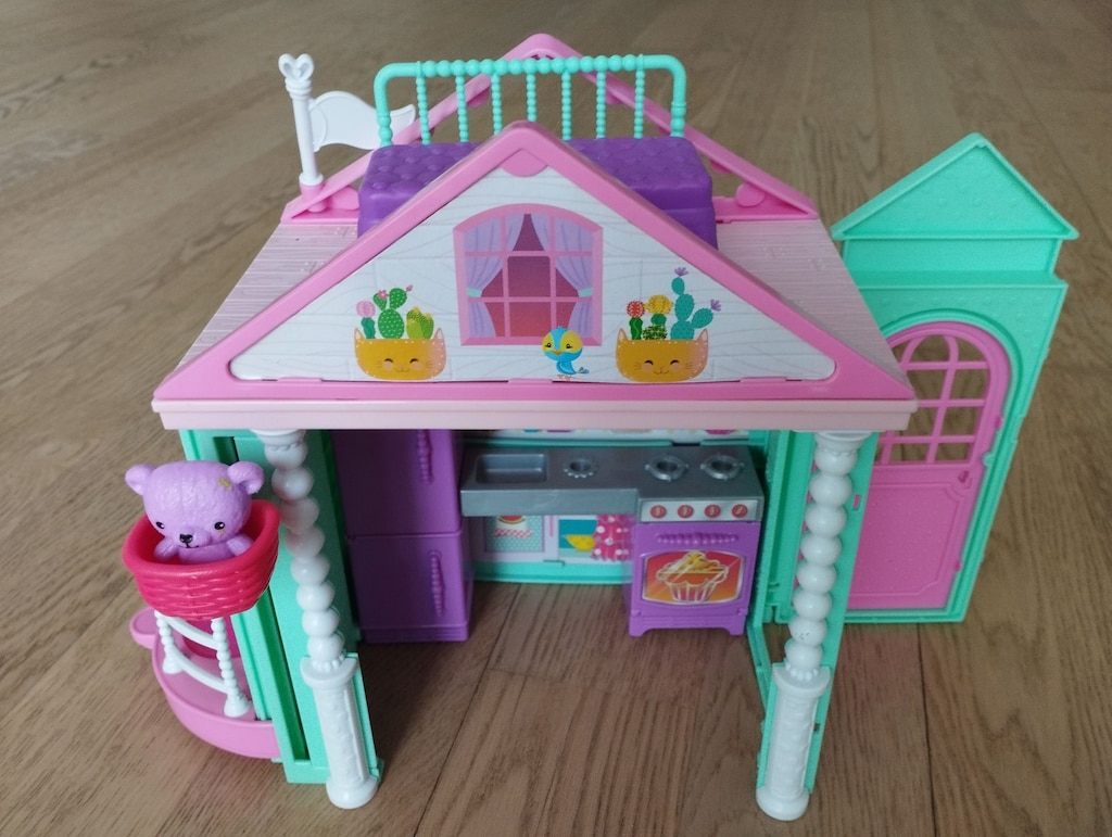 Barbie Chelsea'nin İki Katlı Evi - 2