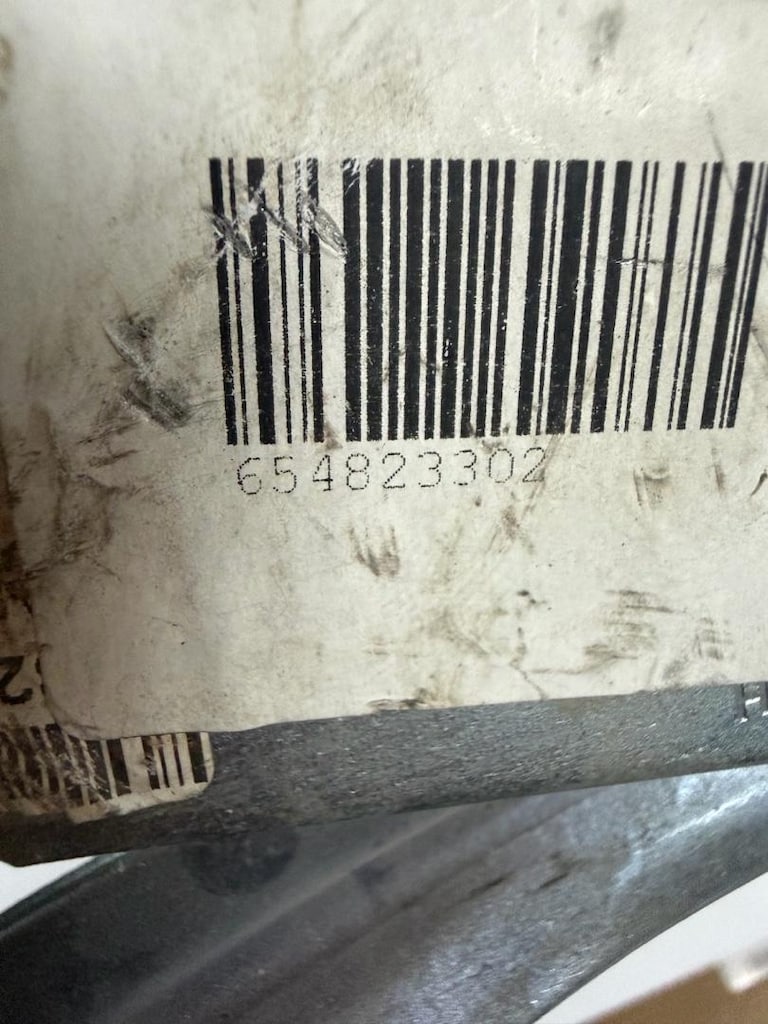 Skoda kamiq scala sağ motor kaput menteşesi sıfır orijinal 654823302 - 3