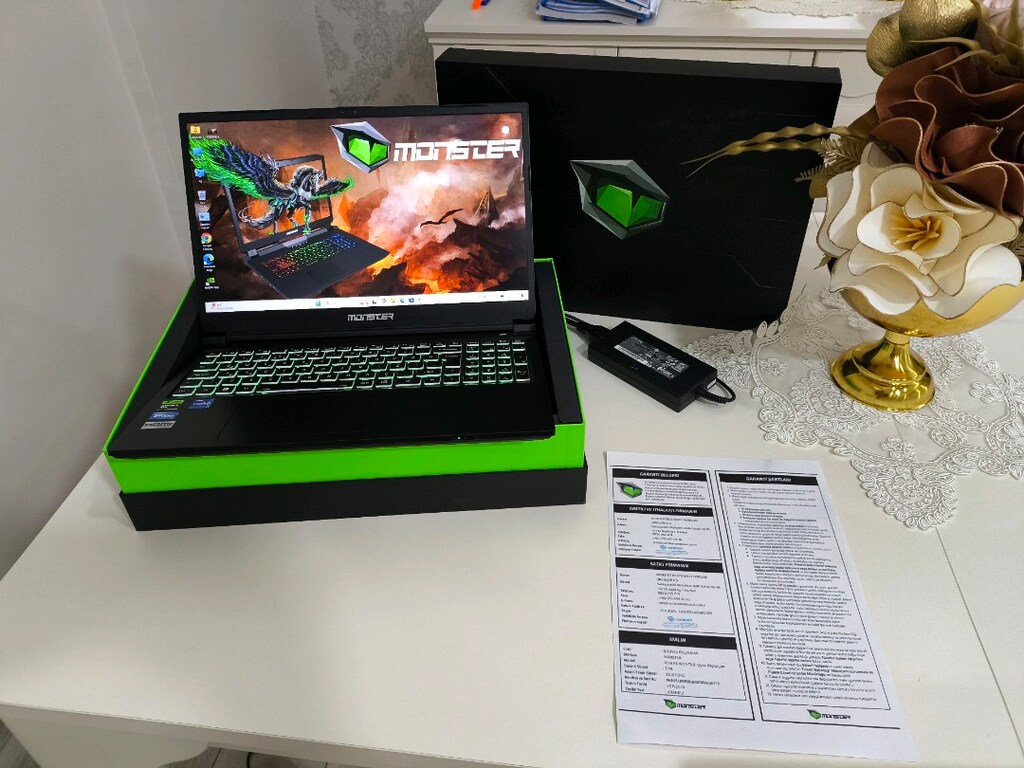 i7 12. Nesil Monster G@ming 24 GB RAM tam bir oyun canavarı laptop - 2