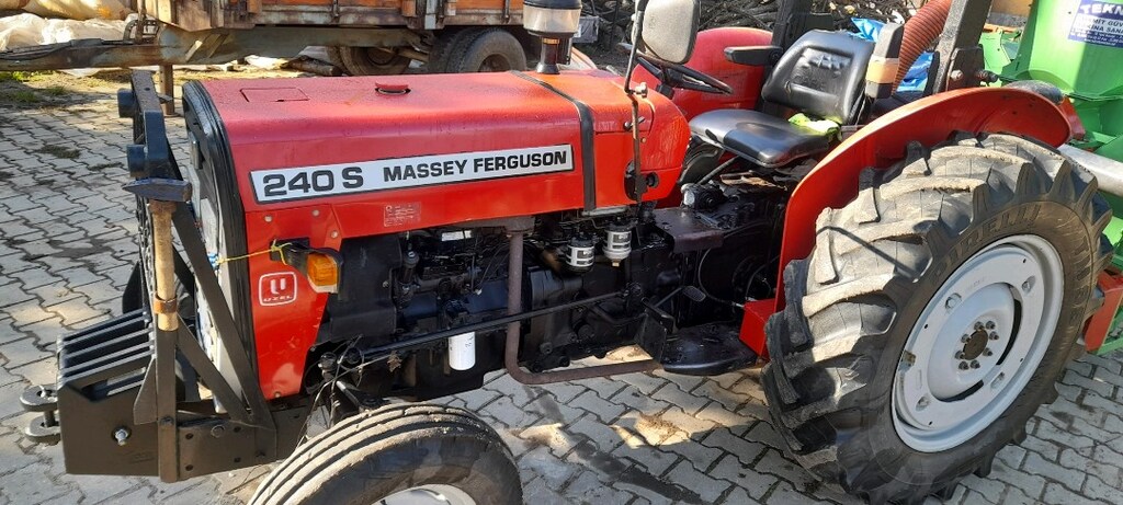 Massey ferguson 240s - 9