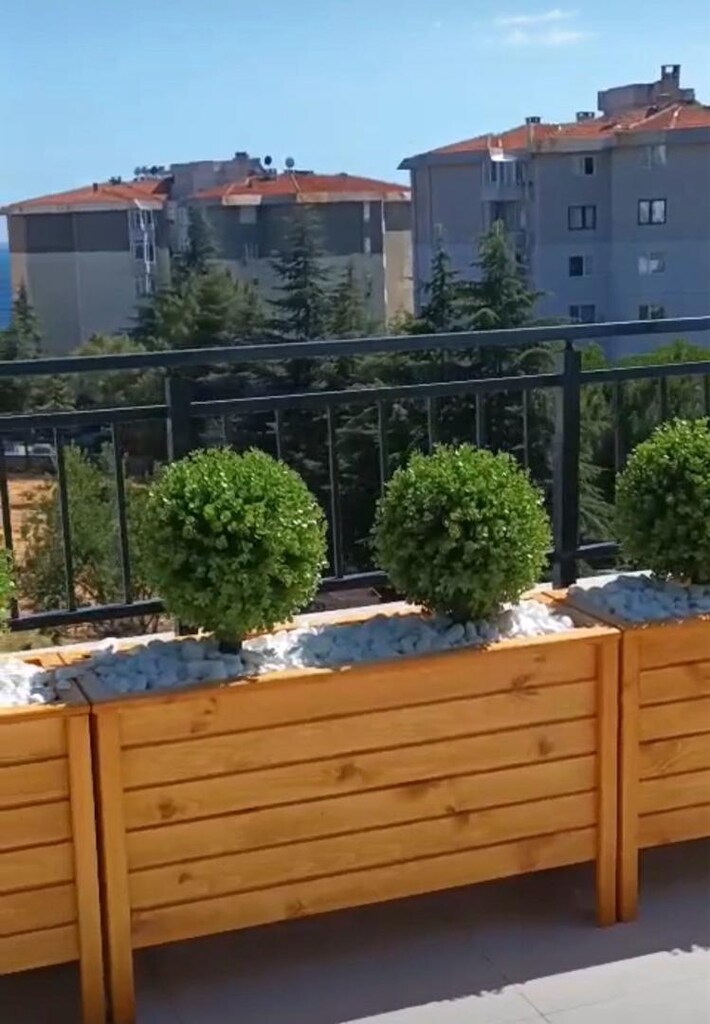 KALİTELİ FİBER SAKSI - 7