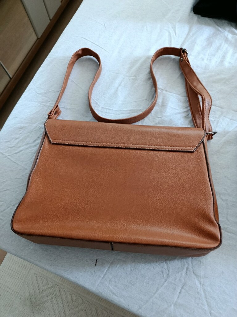 hepsini alana indirim var sondaki büyük siyahta hediyem tekte satılır - 3