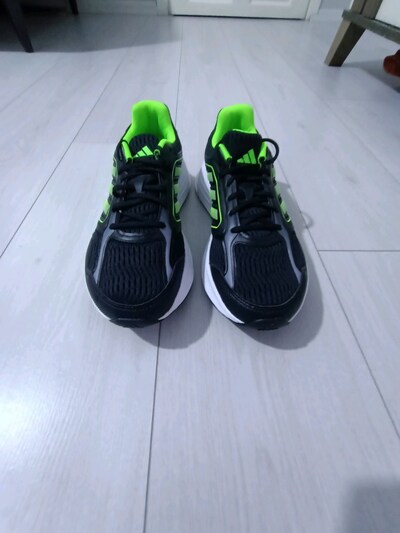 42 numara orijinal adidas marka