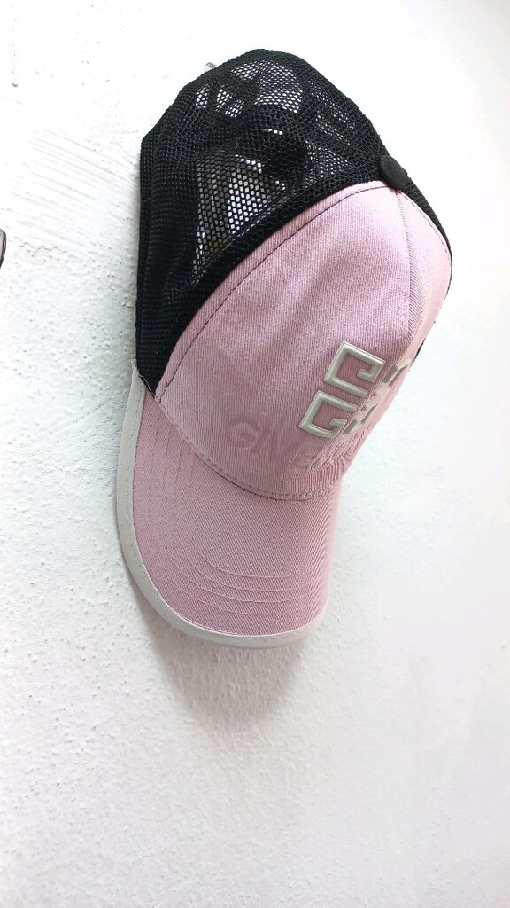 Givenchy Pembe Siyah Şapka - 7