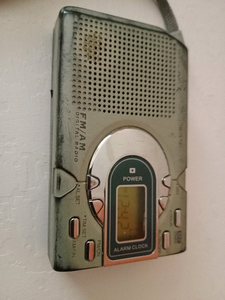 El radyosu FM -AM frekans bandı ikinci el - 9