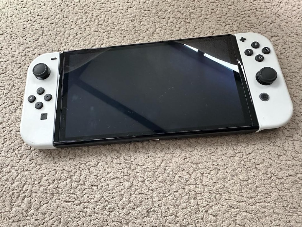 Nintendo Switch OLED - Temiz / Az Kullanılmış (Orjinal Kutulu/Aksesuar - 2