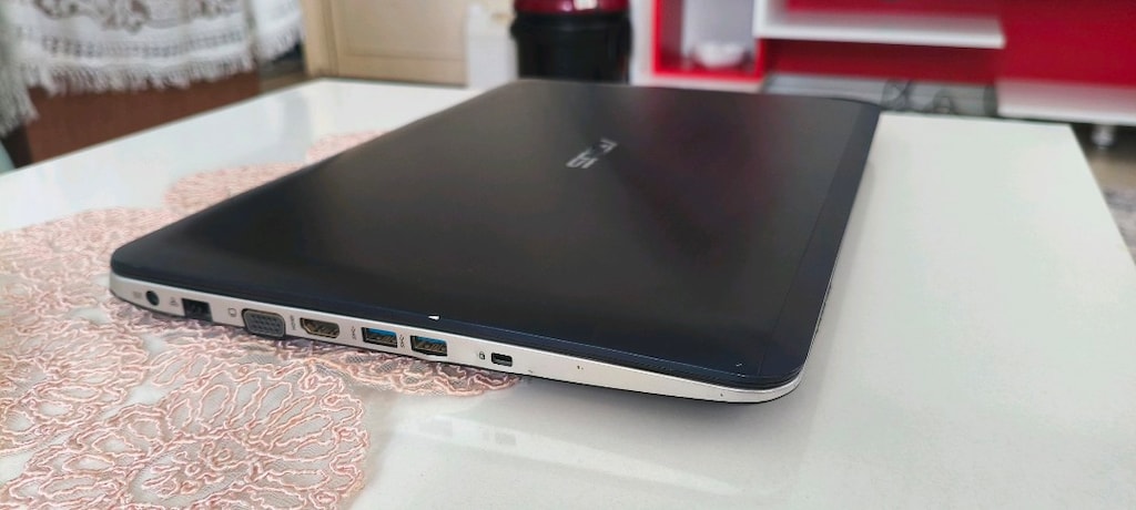 ASUS K555 ULTRABOOK..5. nesil İ5 _8GB RAM_2GB EK_128 SSD.(. takas li - 6