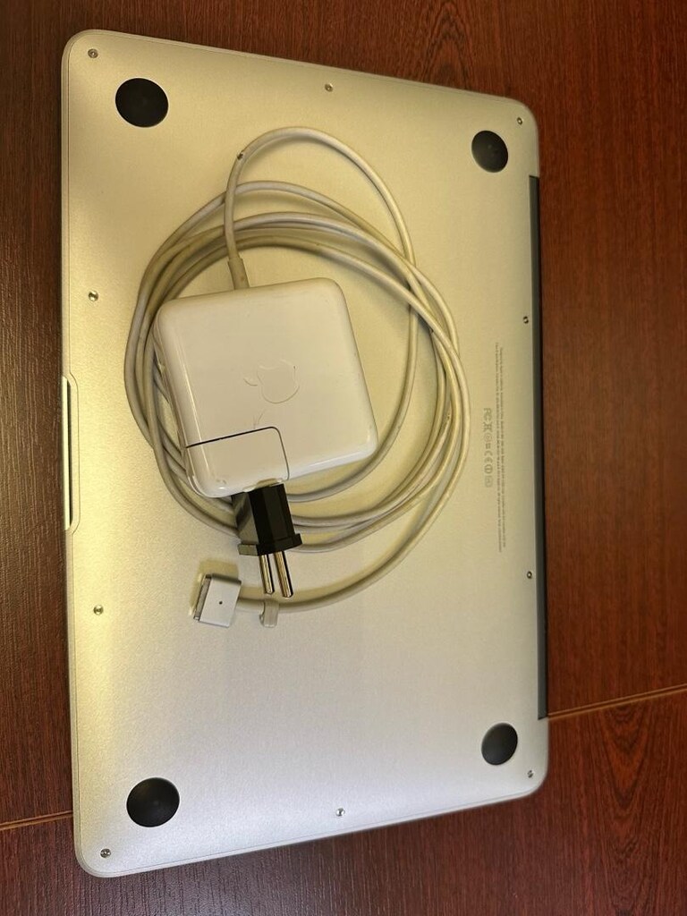 Macbook Air A1465 256gb - 6