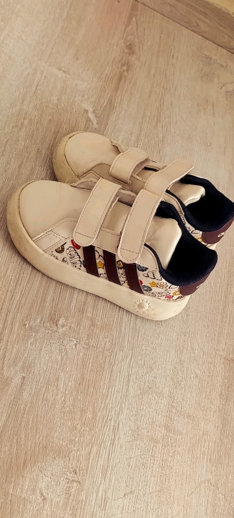cocuk adidas spor ayakkabı