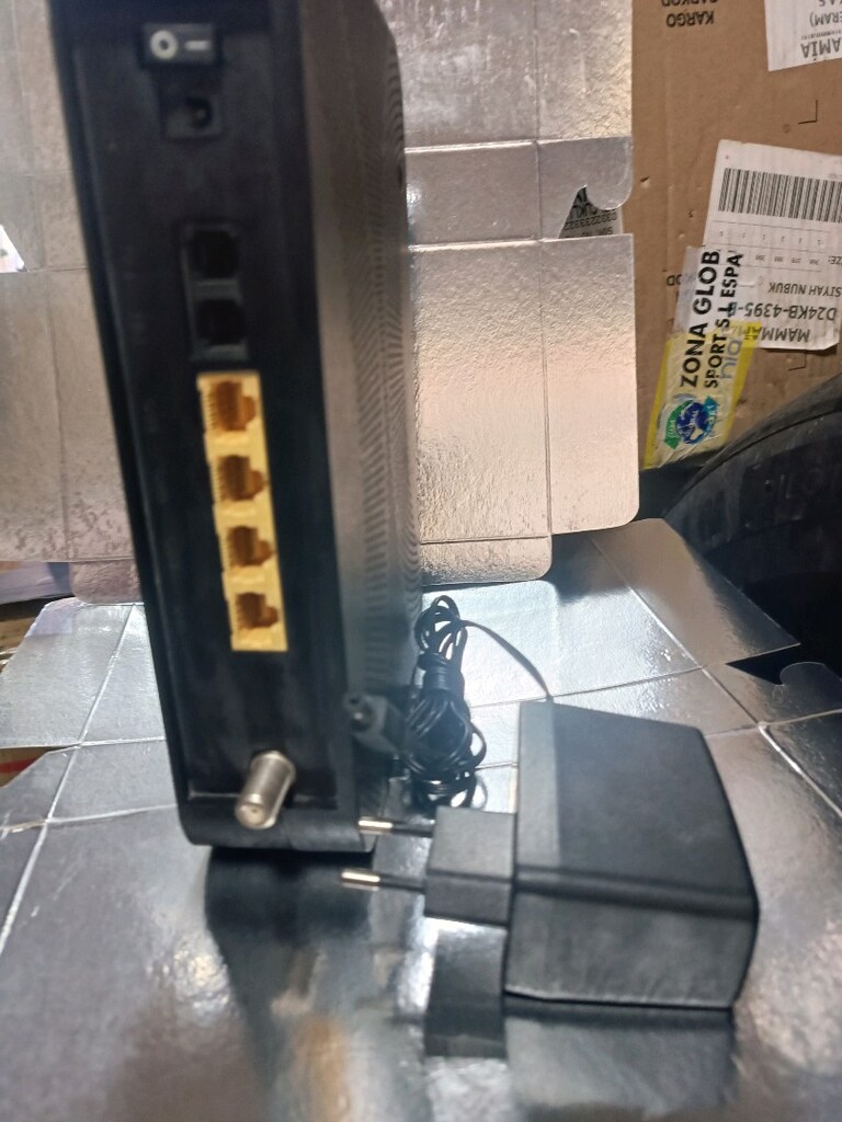 İNFİNİTY Türksat modem 401 dört portlu sağlam çalışır MC Bosda - 4