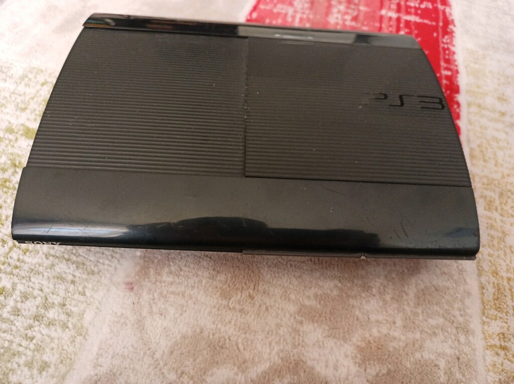 tek konsollu 320 GB PS 3 süper slim - 3