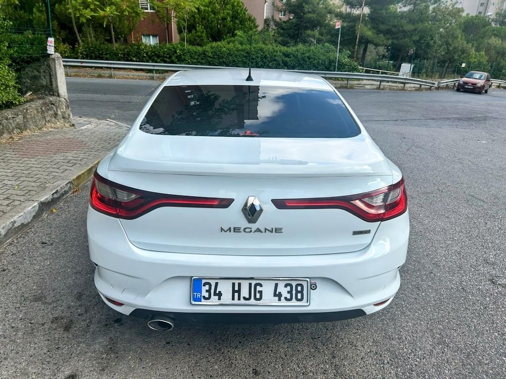 SAHİBİNDEN MAGANE4 195 KM BAKIMLI - 7