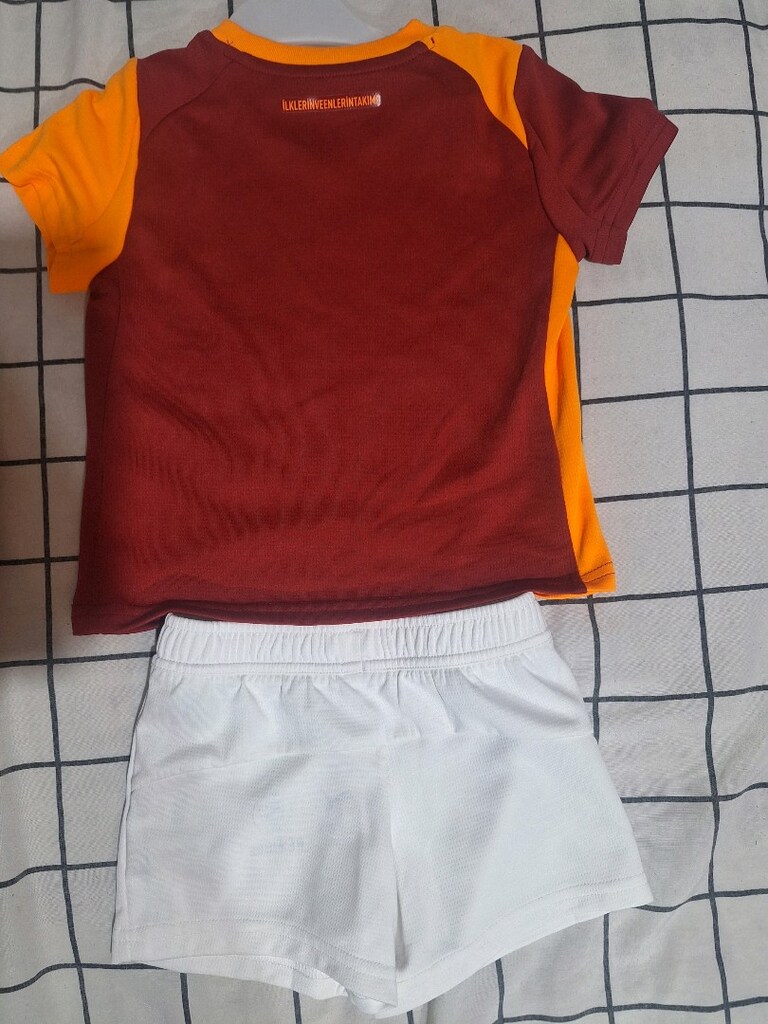 Forma, Galatasaray forması 2-3 yaş - 3
