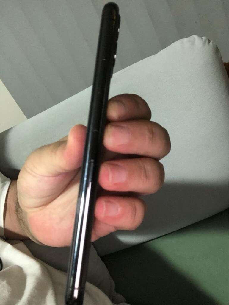 iPhone 11 Pro Max 64 GB - 5