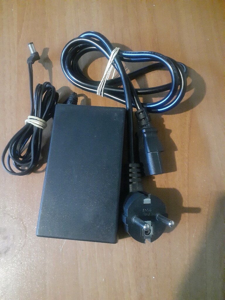 24 volt kisa devre korumali ışıkli adaptör saglam - 3