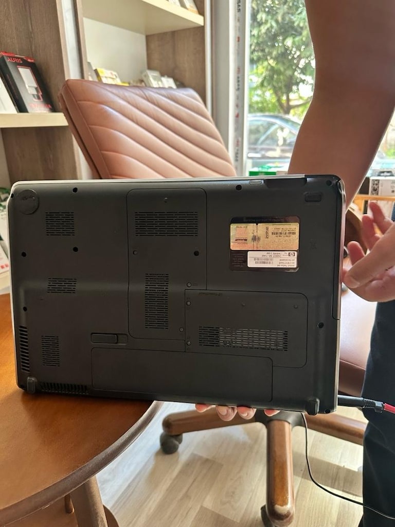 hd dv6 1144 laptop - 6