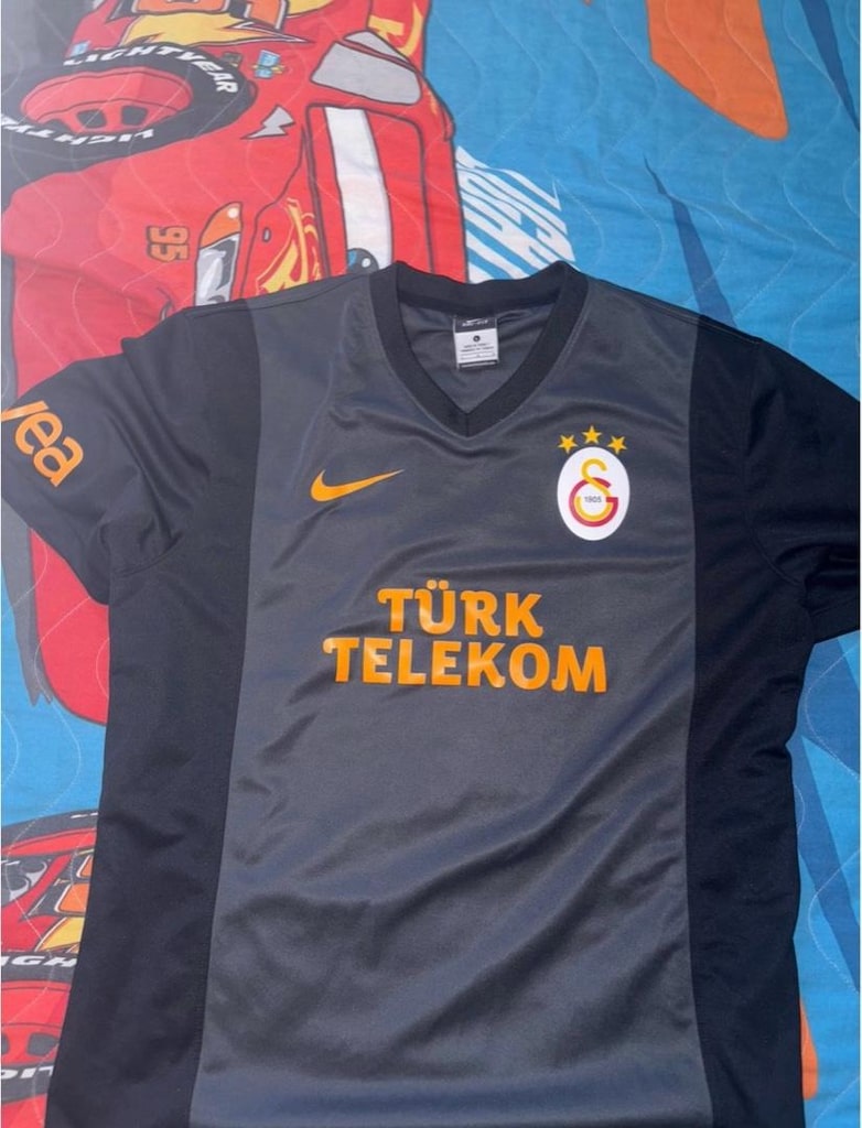 Galatasaray 11-12 sezonu forma - 3