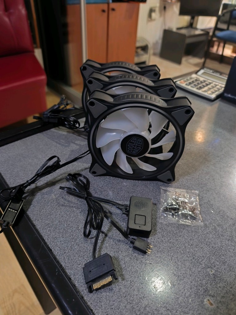 cooler master RGB kasa fanı sıfır ayarında - 2
