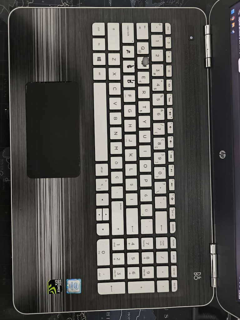 HP Pavilion Gaming | i7-6700HQ | 16GB RAM | GTX 960M | 500GB m2 SSD | - 2