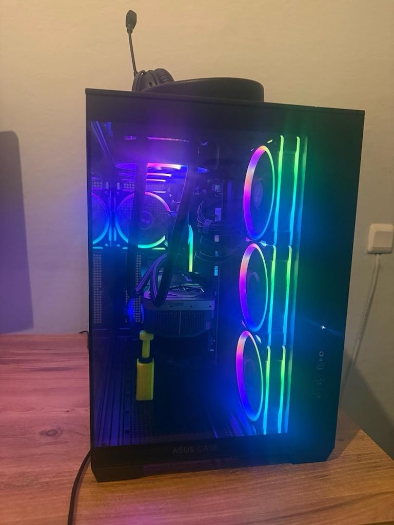 ÜST SEVİYE RTX 5080 GAMİNG PC | RYZEN 7 9800X3D | 48GB DDR5 | - 2