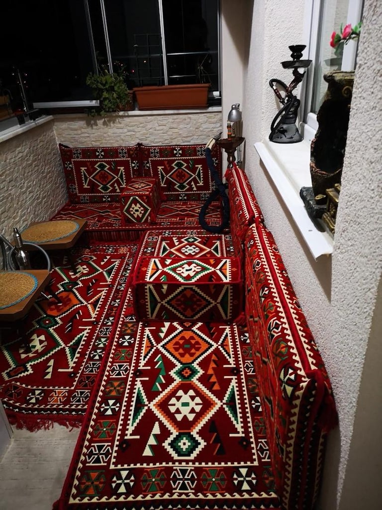 ŞARK MİNDERİ