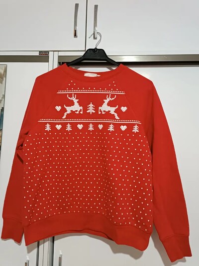 H&M YILBAŞI TEMALI SWEATSHİRT