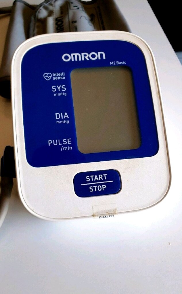 Omron M2 Basic Tansiyon Aleti - 2