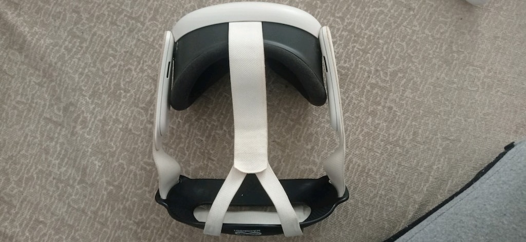 Meta Quest VR Gözlük kutusunda... - 2