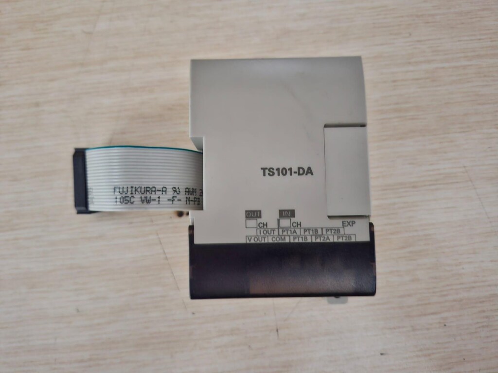 Omron CPM2A-20CDR-D PLC & OMRON CPM1A-TS101-DA - 4