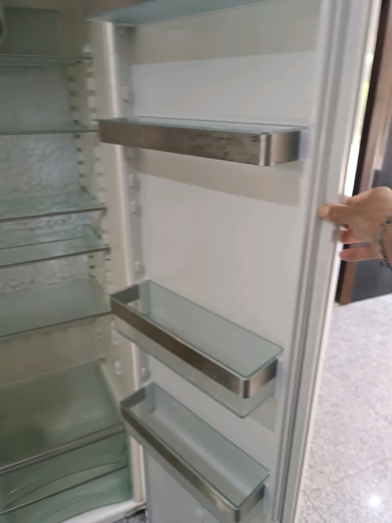buzdolabı hiç bir sorunu yok fiyat 2500 tl uygun fiyat nakliyem var - 2