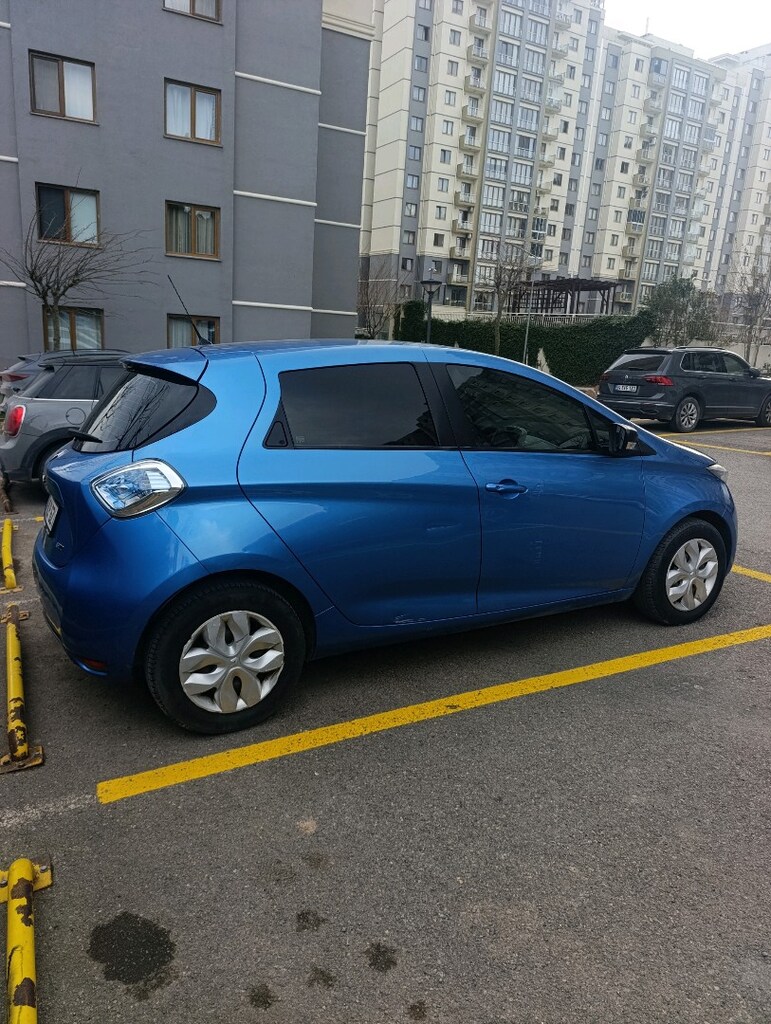 elektrikli Zoe maviş - 4