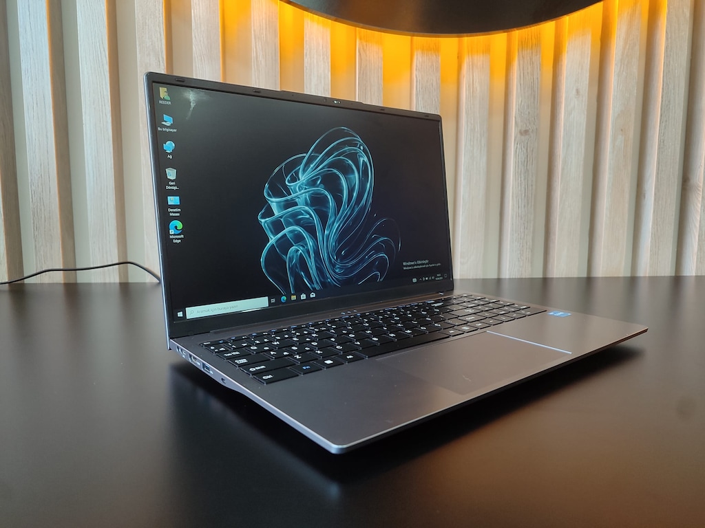 REEDER LAPTOP/İ3 10.NESİL/8 GB RAM/256 GB SSD/15.6" FULL HD EKRAN - 2