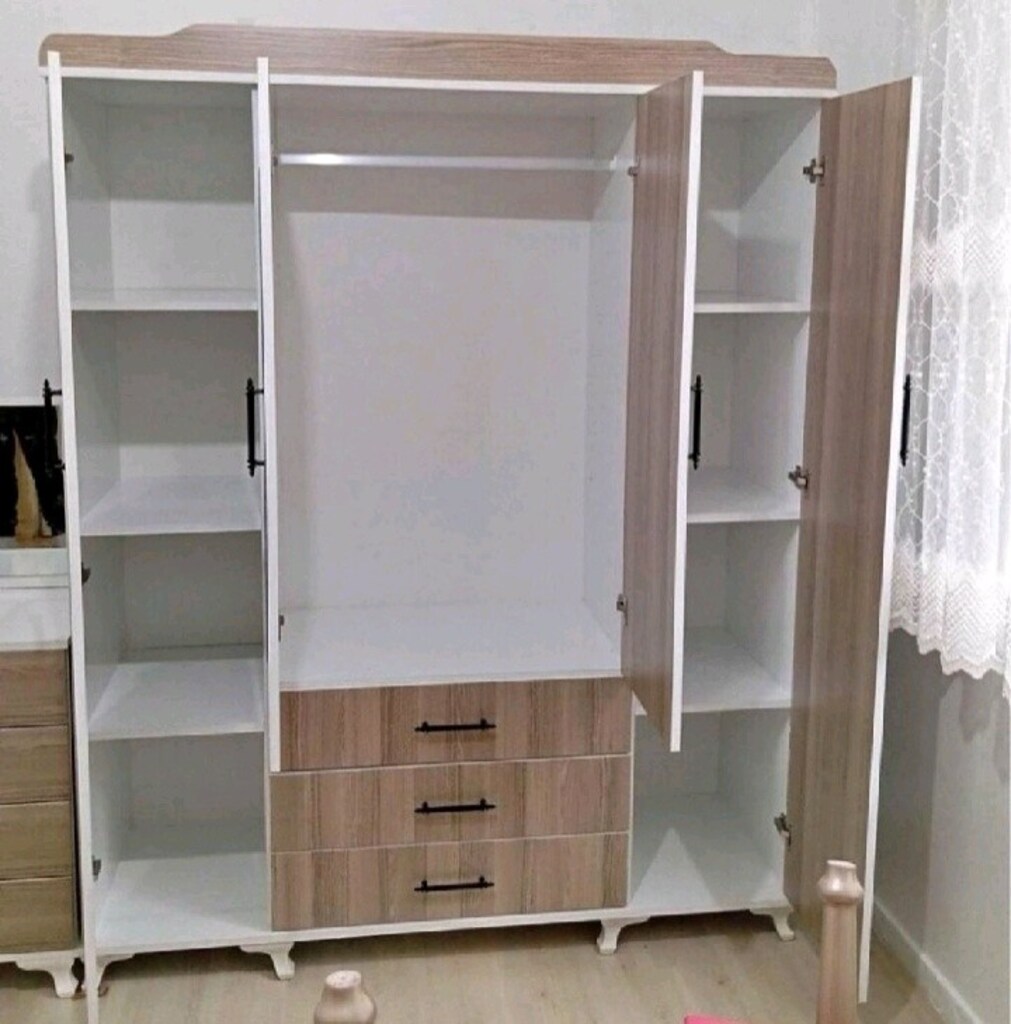 SIFIR Gardrop 13000₺ HEMEN TESLİM DÖRT KAPAKLI ÜÇ ÇEKMECE Giysi Dolabı - 10