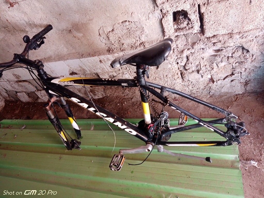 Salcano NG 650 bisiklet kadrosu disk fren sistemi ile full Shimano - 3