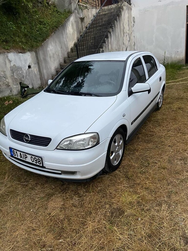 opel Astra 1,6 comfort - 8