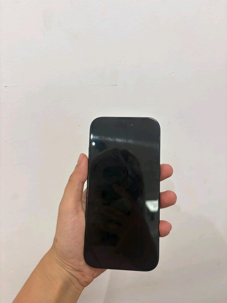 iPhone 16 - 2