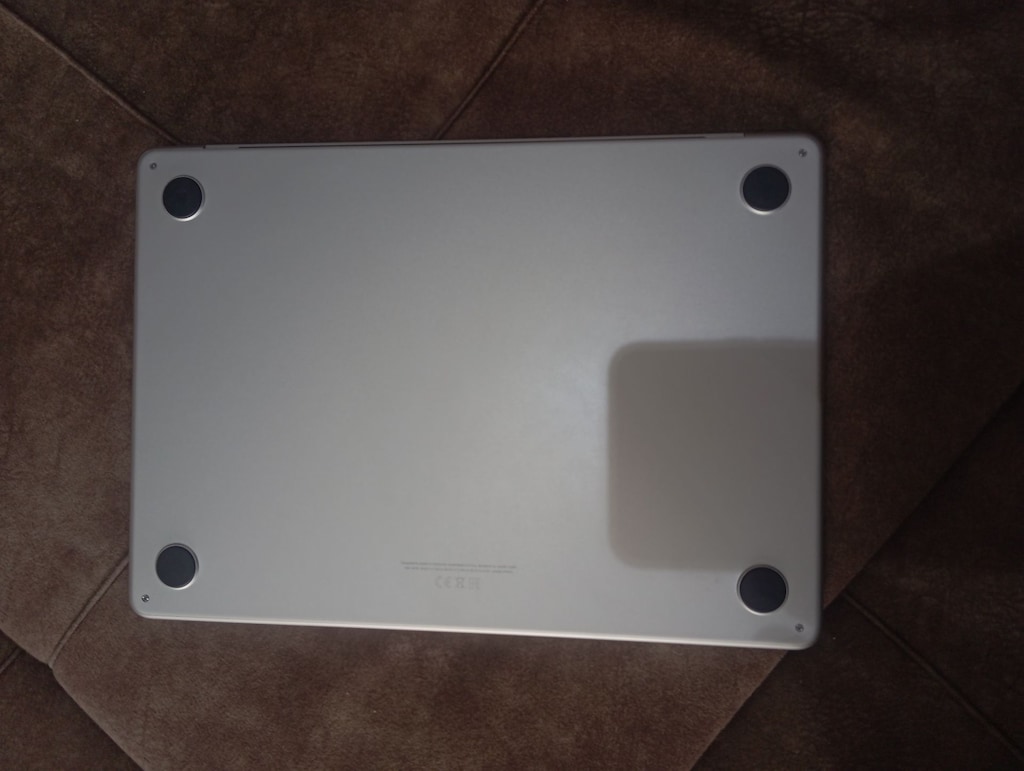 APPLE MACBOOK AİR M2 8GB RAM 2022 256GB SSD - 4