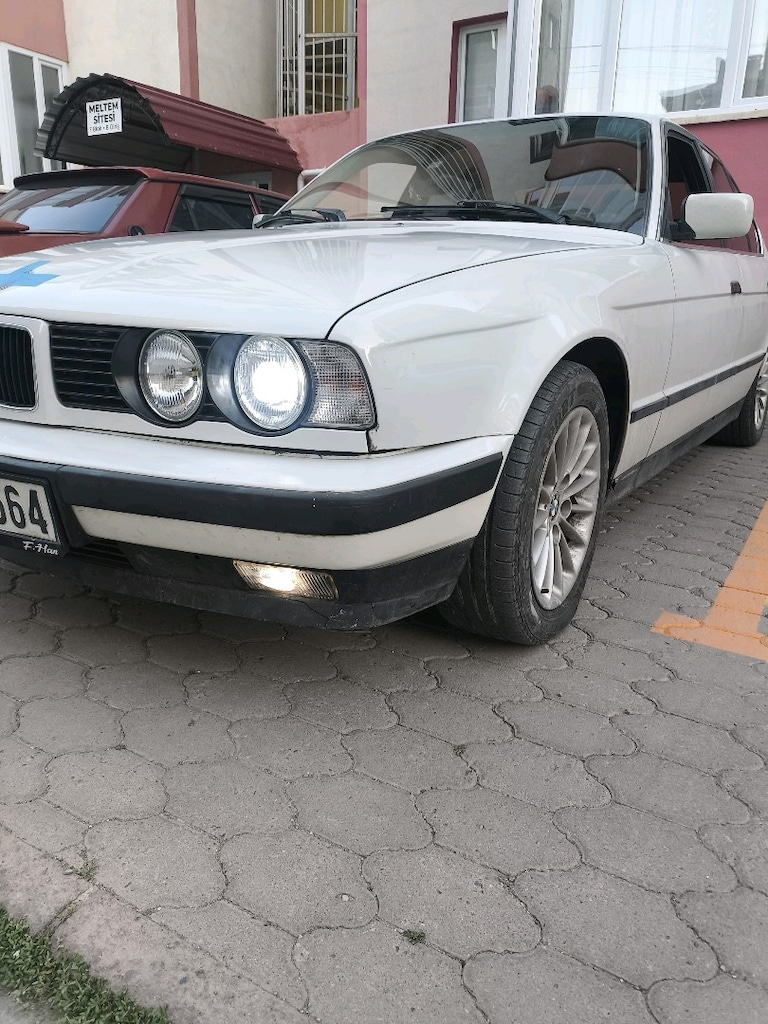 BMW 520İ - 14