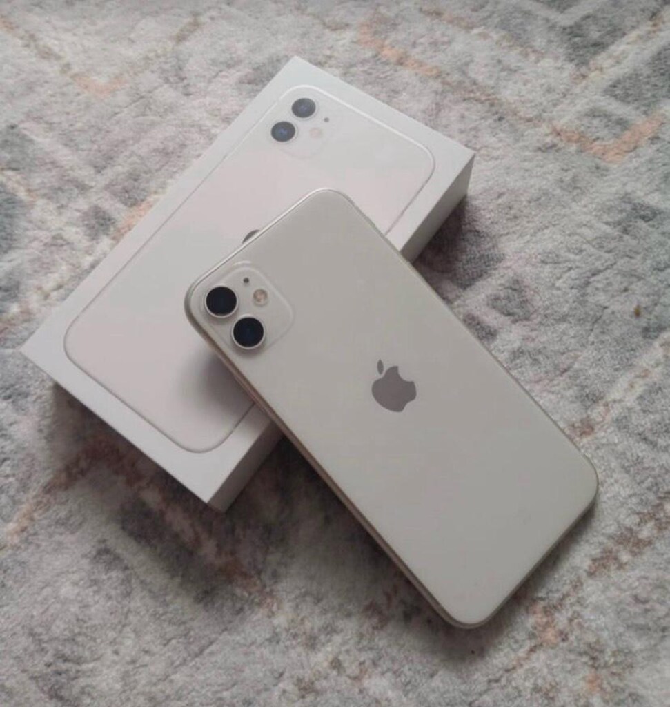 iPhone 11 64gb kutulu faturalı - 2