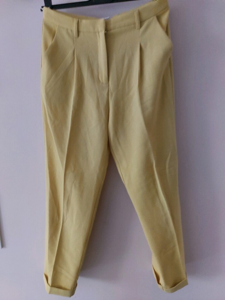 Gayet şık bir tasarım pantolon - 3