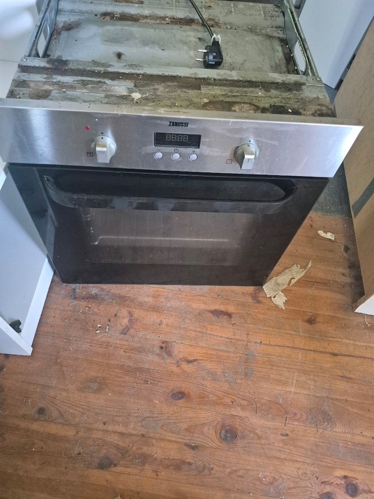 zanussi marka ankastre fırın - 2