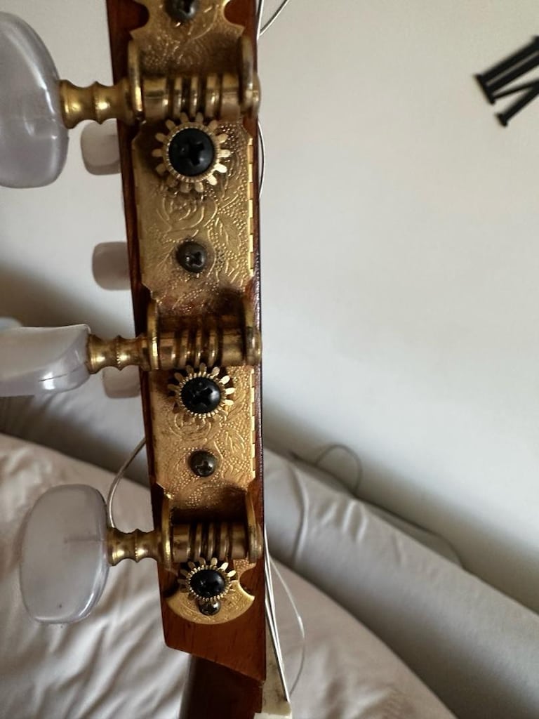 ispanya yapımı klasik gitar - 7