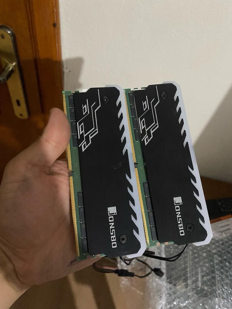 Samsung 16x2 32 GB 5600 MHz DDR5 Ram RGB - 3