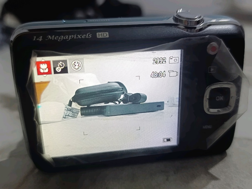 Pentax Efina Kompakt Fotoğraf Makinesi - 2