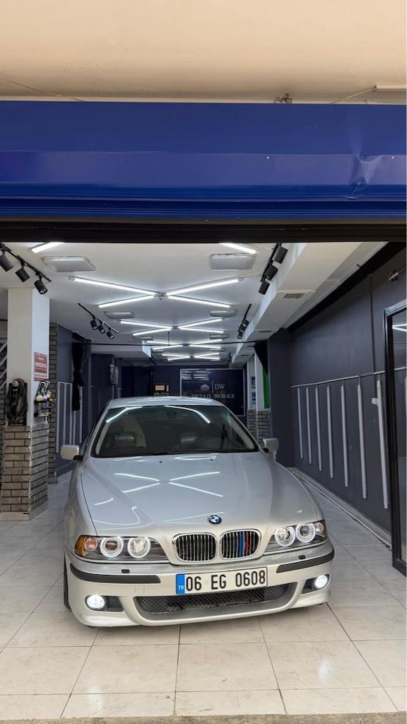 HATASIZ BOYASIZ DEĞİŞENSİZ E39 528İ ACİLL - 2