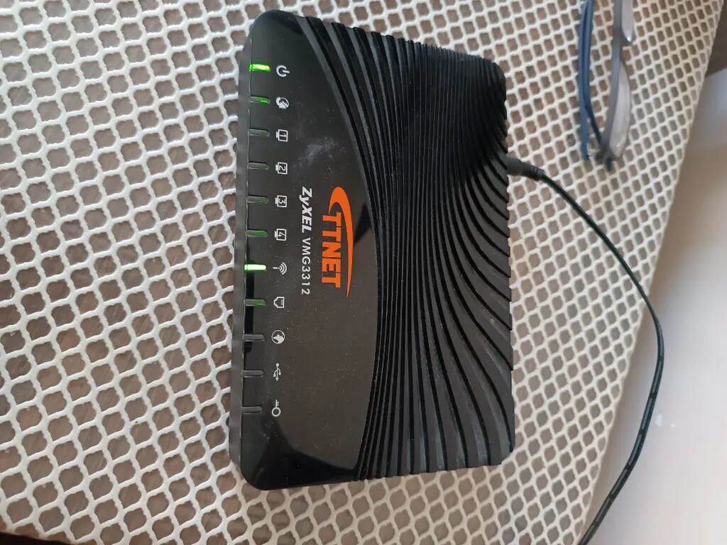 Zyxel VMG3312-B10A 300 Mbps VDSL2 Modem