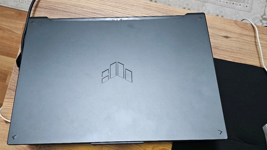 ASUS TUF F16 4050 - 5