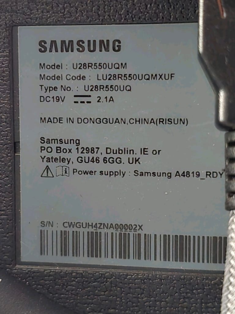 Samsung 4k Monitör 28 inç, sorunsuz U28R550UQM - 3